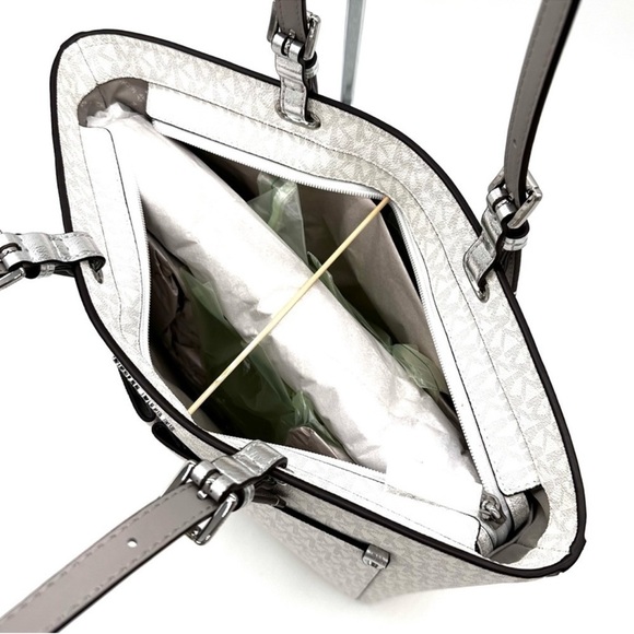 Michael Kors Jet Set Medium Logo Pocket Tote Bag Vanilla/Grey - Picture 10 of 13